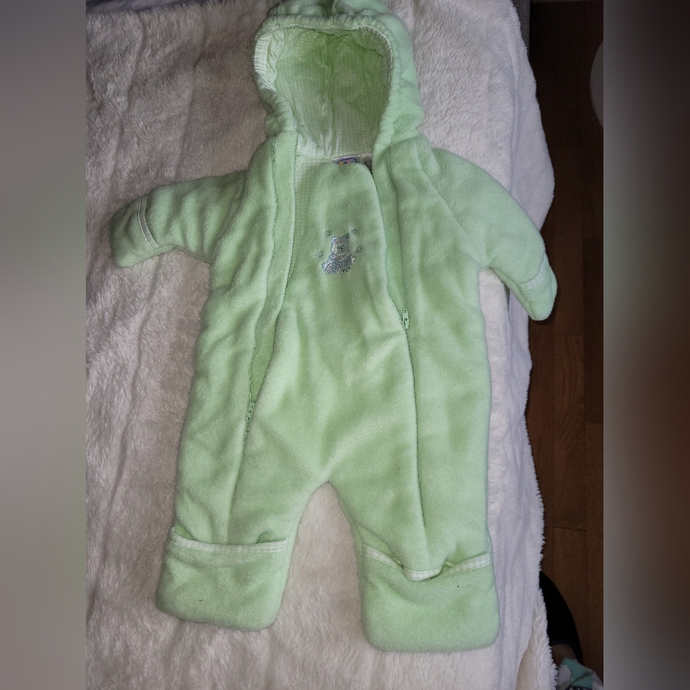 Baby girl winter suits 3-6months